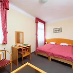 Blaha Lujza 3*