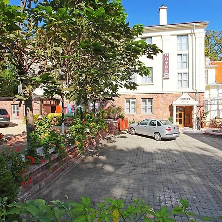 Blaha Lujza Отель Балатонфюред