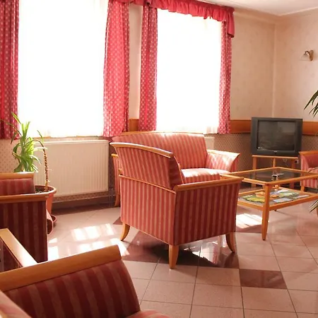 Blaha Lujza Hotel 3*