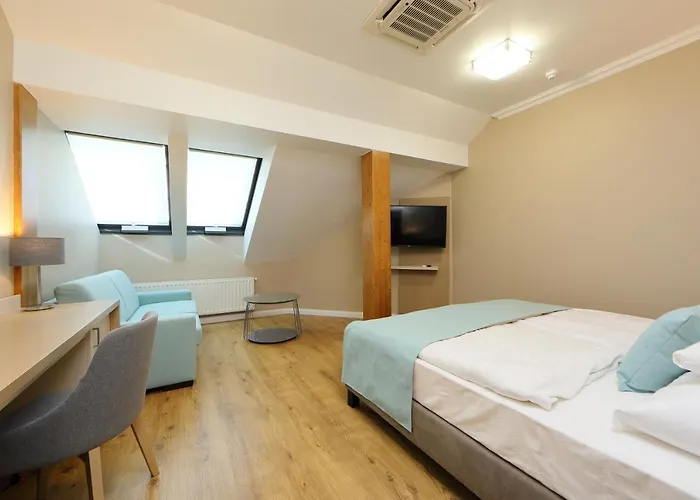 ホテル Blaha Lujza バラトンフレド