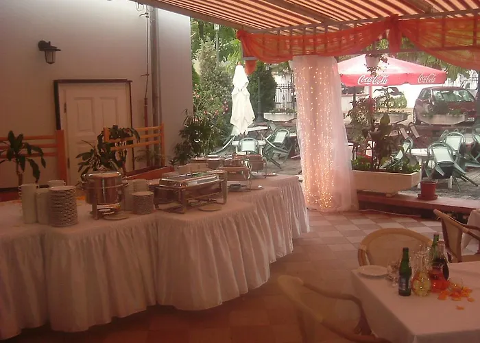Blaha Lujza Hotel