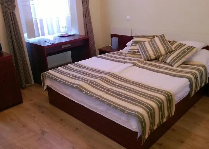 מלון Blaha Lujza באלאטונפורד