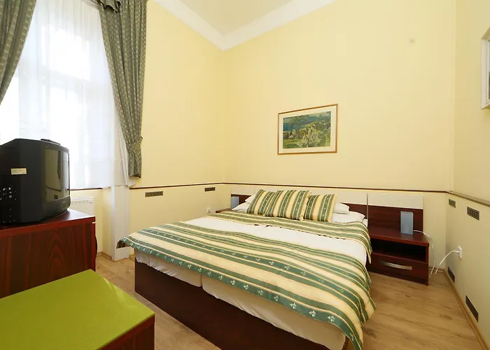 ホテル Blaha Lujza